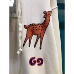 Gucci Hooded Sweatshirt with deer patch 475374 