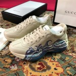 Gucci Rhyton leather sneaker with wave 576052