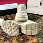 Gucci Rhyton sneaker with Mystic Cat 583337