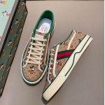 Disney x Gucci Tennis 1977 sneaker with Web 606111