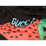 Gucci Sweatshirt with Gucci Strawberry print black 475374