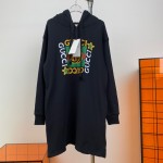 Gucci Hooded dress with Gucci logo star print 610144