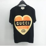 Gucci Oversize T-shirt with "Love" print 492347