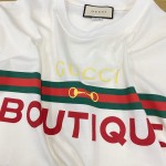 Women's Gucci Boutique print T-shirt white 615044