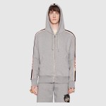 497250 Gucci CHooded zip-up sweatshirt with Gucci stripe ‎grey