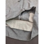 497250 Gucci CHooded zip-up sweatshirt with Gucci stripe ‎grey