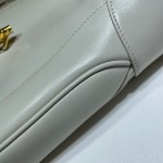 636709 Gucci Jackie 1961 small hobo bag white