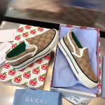 624733 Women's Gucci Tennis 1977 slip-on sneaker beige