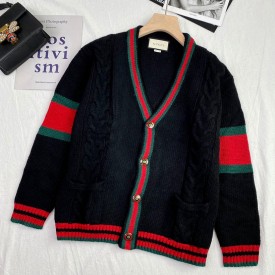 497037  Gucci Oversize cable knit cardigan black