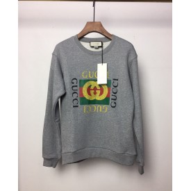 454569 Gucci Cotton sweatshirt with Gucci logo grey