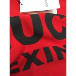 569828 Gucci Sexiness print sweatshirt red