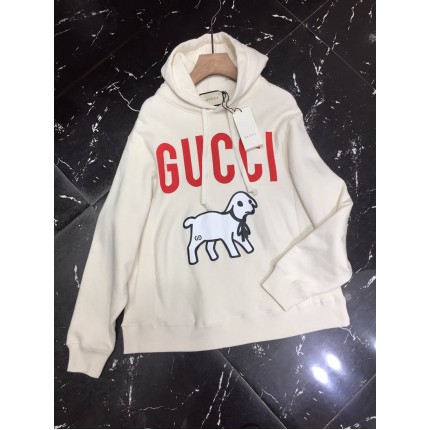 569828 Oversize sweatshirt with Gucci lamb white