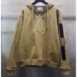 627079 Gucci logo print hooded sweatshirt camel 