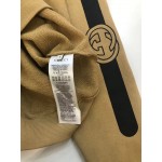 627079 Gucci logo print hooded sweatshirt camel 