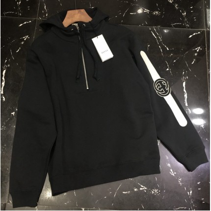 627079 Gucci logo print hooded sweatshirt black