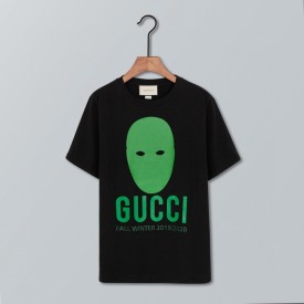 493117 Gucci Manifesto print T-shirt black/green