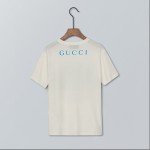 Gucci Oversize T-shirt with Paramount logo 493117