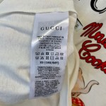 580762 Gucci 'Mad Cookies' print T-shirt