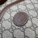 675891 Gucci Messenger bag with Interlocking G