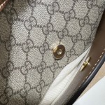 675891 Gucci Messenger bag with Interlocking G