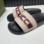 Gucci stripe rubber slide sandal 522884