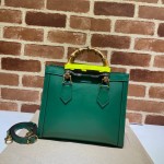 Gucci Diana small tote bag 660195 green