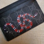 Gucci Kingsnake print GG Supreme card case 451277 black