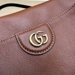 GUCCI DIANA MEDIUM SHOULDER BAG 746124 BROWN