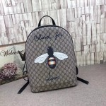 Gucci Bee print GG Supreme backpack 419584