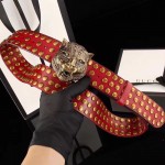 Gucci Red Leather studs belt with feline head 409420