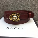 Gucci Leather belt with metal flower 431438