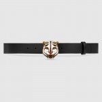 Gucci Leather belt with feline head 499639