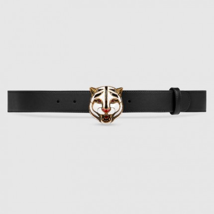 Gucci Leather belt with feline head 499639