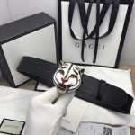 Gucci Leather belt with feline head 499639