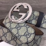 Gucci GG Supreme belt with G buckle 411924