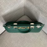 Gucci Zumi grainy leather medium top handle bag in Dark Green