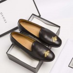 Gucci embroidered bee Leather loafer black 527935