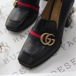 Gucci Leather mid-heel loafer black 425943