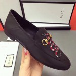 Gucci Leather loafer with Kingsnake 429062