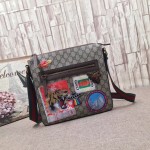 Gucci Courrier soft GG Supreme messenger 406408