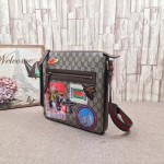 Gucci Courrier soft GG Supreme messenger 406408