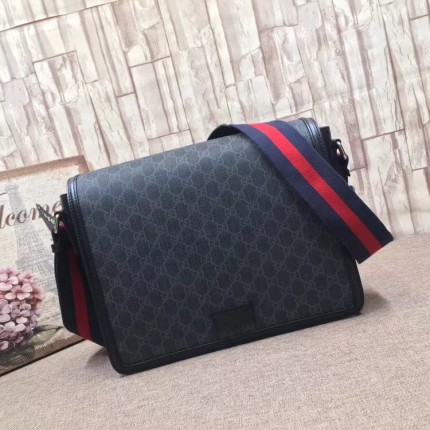 Gucci GG Supreme flap messenger 474138