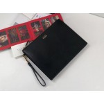 Gucci Leather pouch with Gucci logo 547613