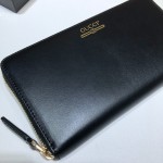 Gucci Leather zip around wallet with Gucci logo black 547591