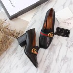 Gucci Leather mid-heel loafer black 423535