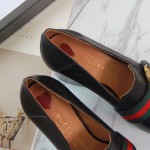 Gucci Leather mid-heel loafer black 423535