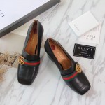 Gucci Leather mid-heel loafer black 423535