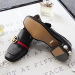 Gucci Leather mid-heel loafer black 423559