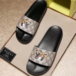 Gucci GG Supreme tiger slide sandal 456234