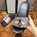 Gucci GG Supreme bee slide sandal mules 456243